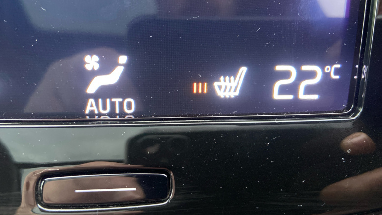 Volvo Xc40 1.5 T3 R DESIGN 5dr Petrol Estate